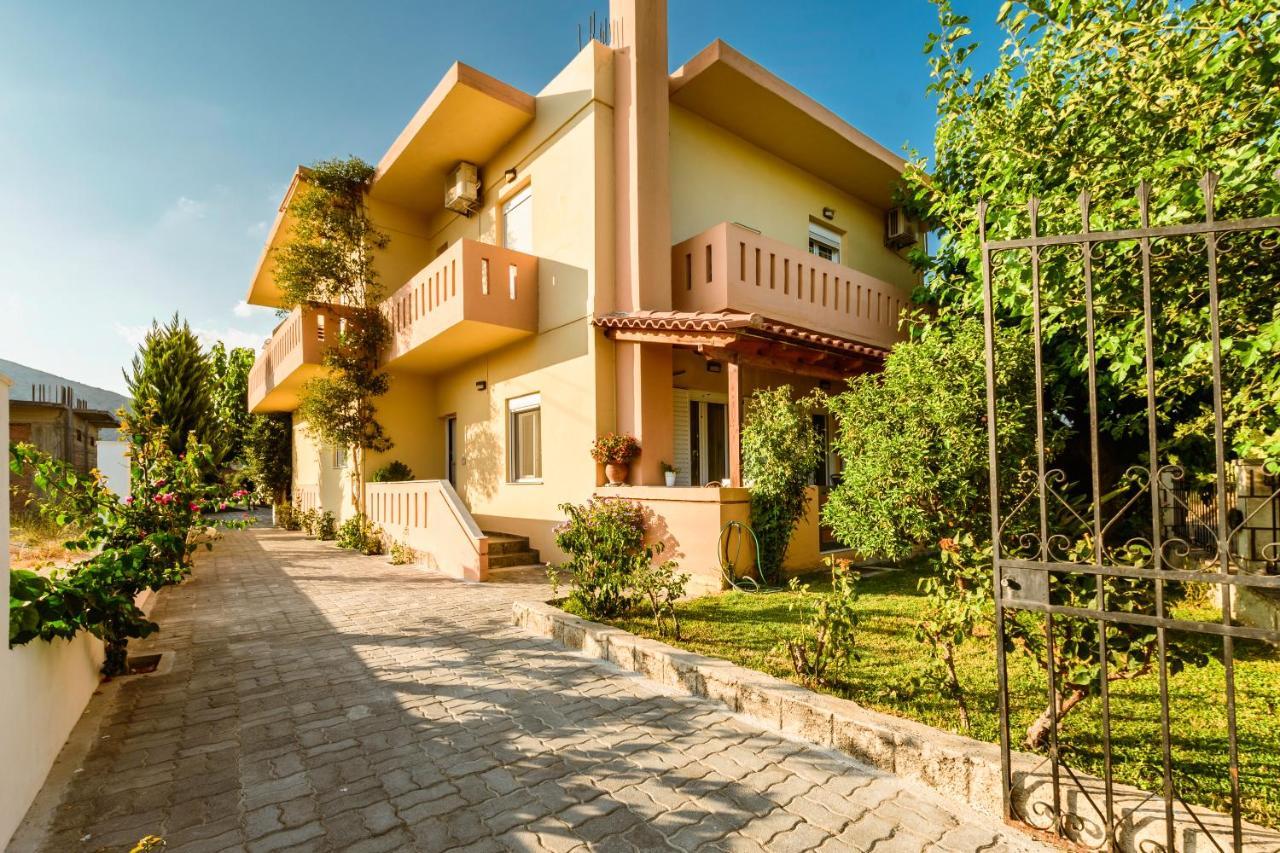 Koulouris Apartments & Studios Kalyves Exteriér fotografie